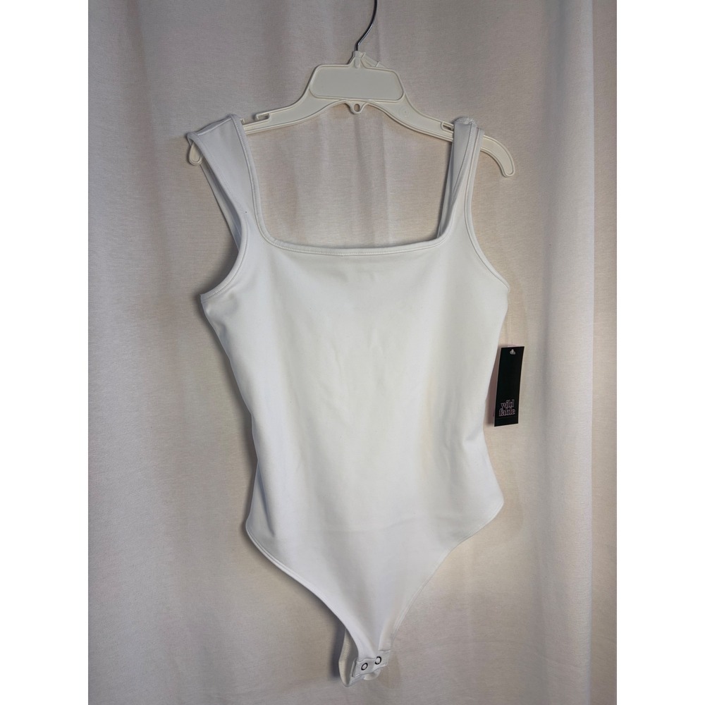 Wild Fable ButterBliss White Square Neck Bodysuit Sleeveless Tank Medium NWT